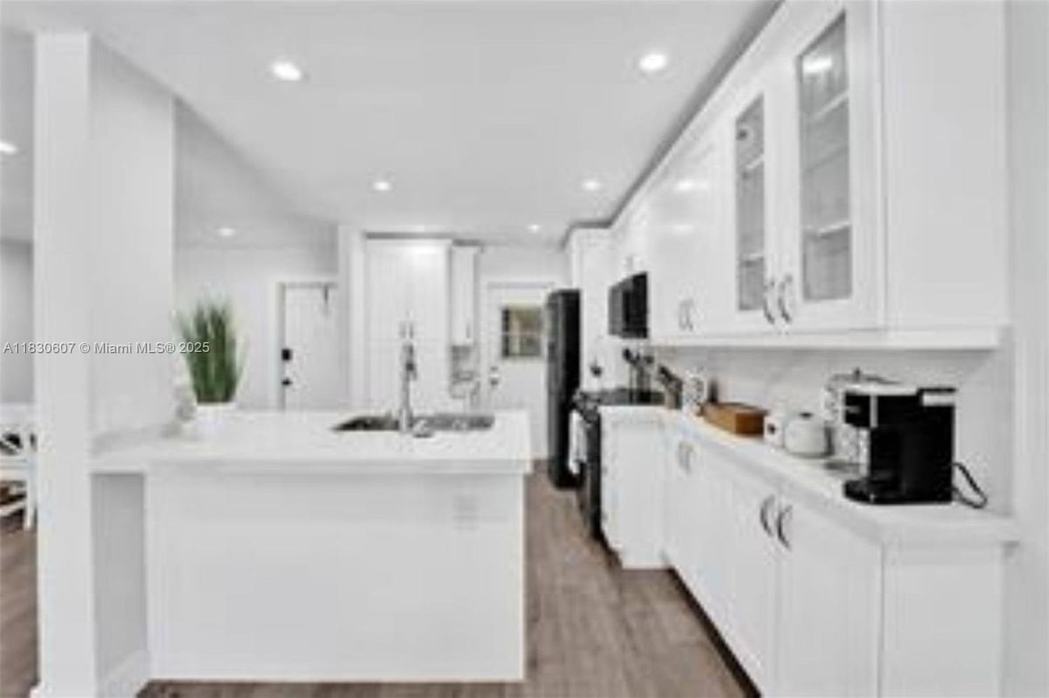 Luxury Downtown Apartment