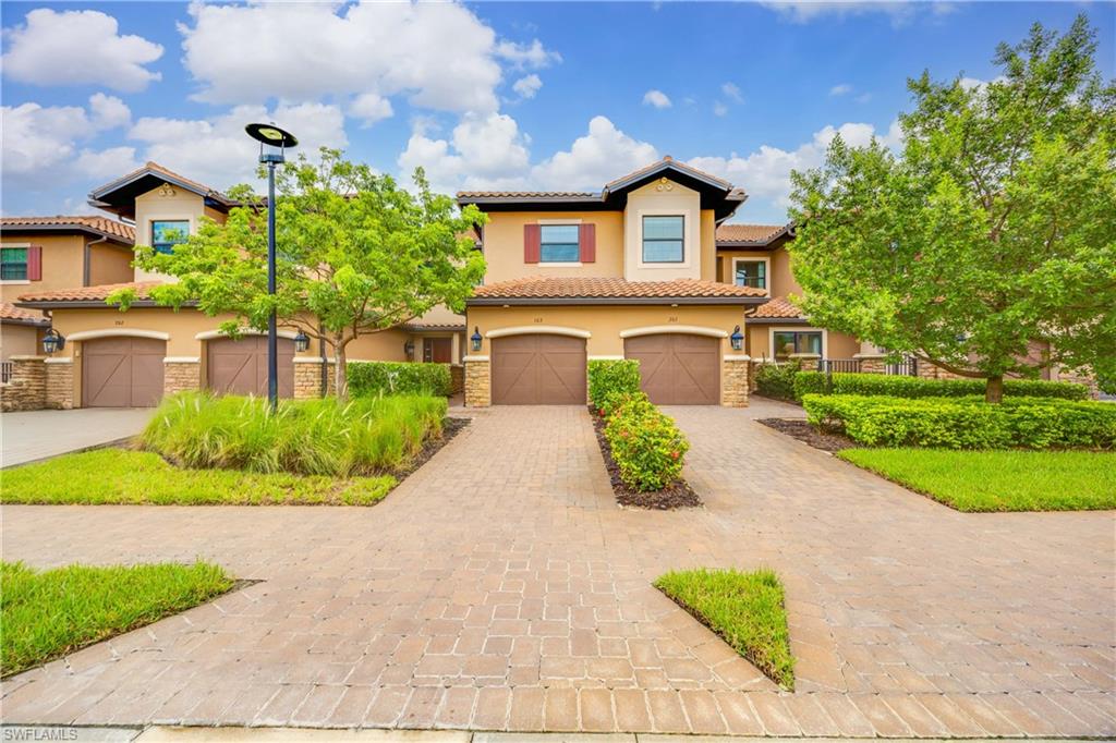 Luxury Downtown Apartment